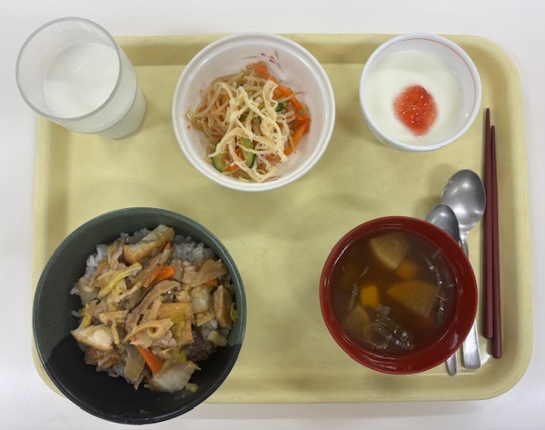 ６月４日　家常豆腐丼